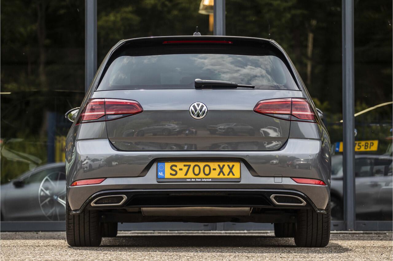 Volkswagen GOLF 1.5 TSI Highline Business R