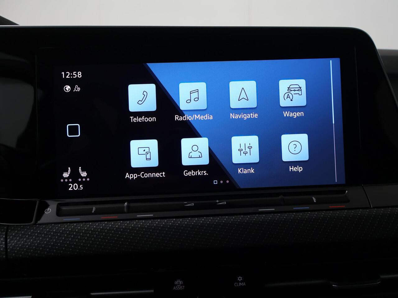 Volkswagen GOLF Variant 1.5 eTSI 130pk DSG R-Line | Navigatie | Achteruitrijcamera | Stoel- & stuurwielverwarming | Keyless |