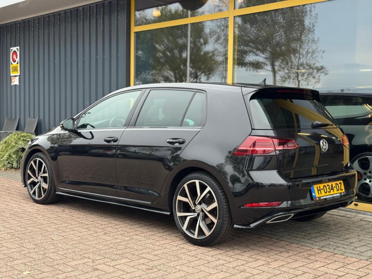Volkswagen GOLF 1.5 TSI HL Bns R