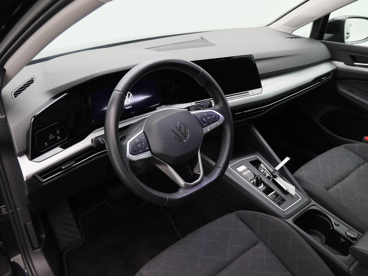 Volkswagen GOLF 1.0 eTSi 110 Pk Automaat Life | Adaptive Cruise | Climate | Parkeersensoren | Navigatie | Carplay | 68.916 Km!!