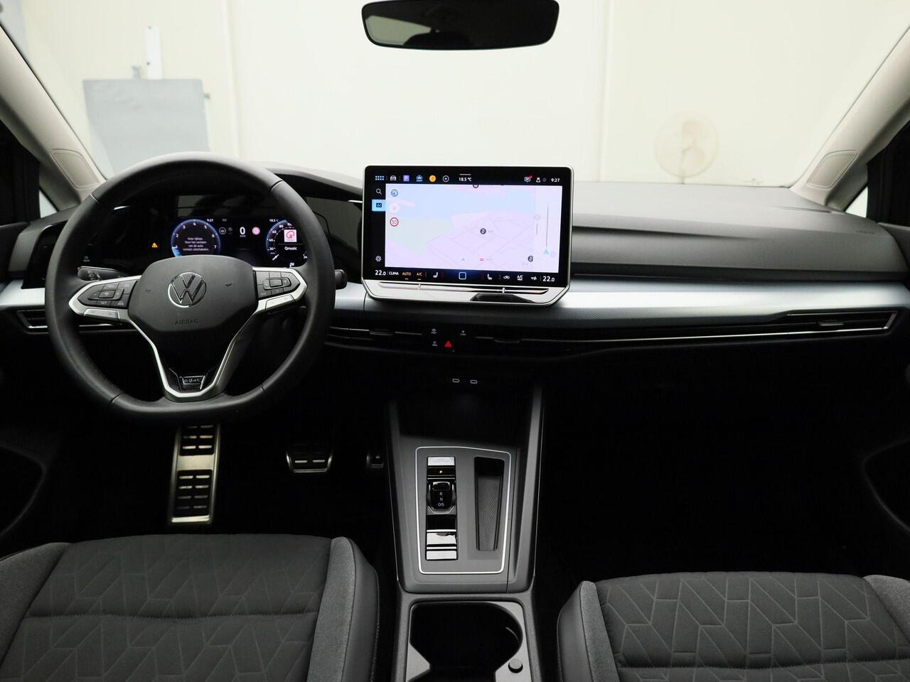 Volkswagen GOLF 1.5eTSI/150PK Goal DSG · NIEUW MODEL · Navigatie · Trekhaak · Apple/Android carplay · Garantie tot december 2026