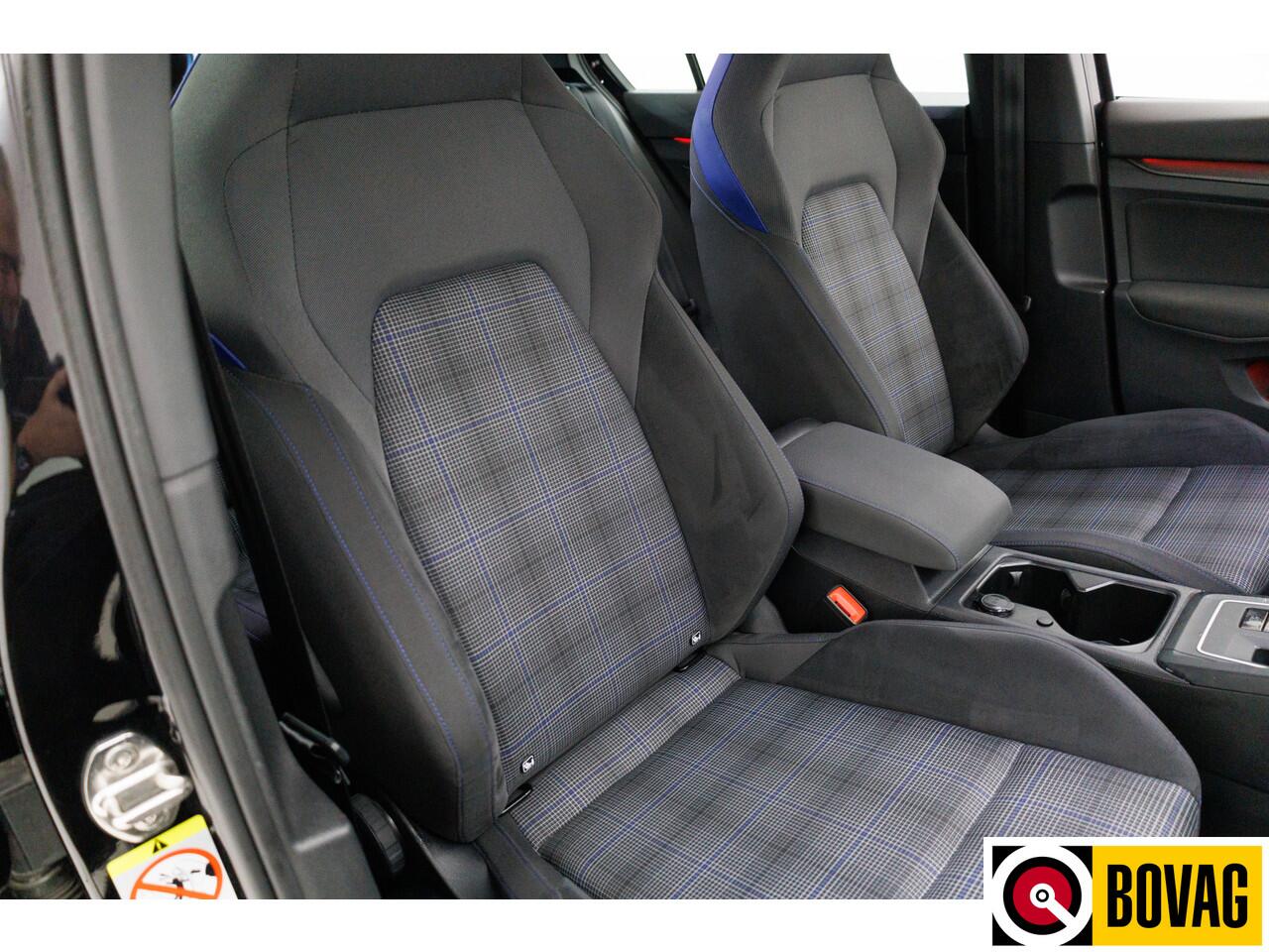 Volkswagen GOLF 1.4 eHybrid GTE 245 PK | App. connect | Navigatie | Travel assist | Stoel & stuurverw | IQ Led, Sfeerverlichting