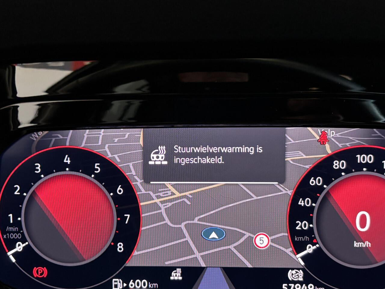 Volkswagen GOLF 1.0 TSI * 19 INCH * NAVI * STOEL+STUURVERW. * CARPLAY