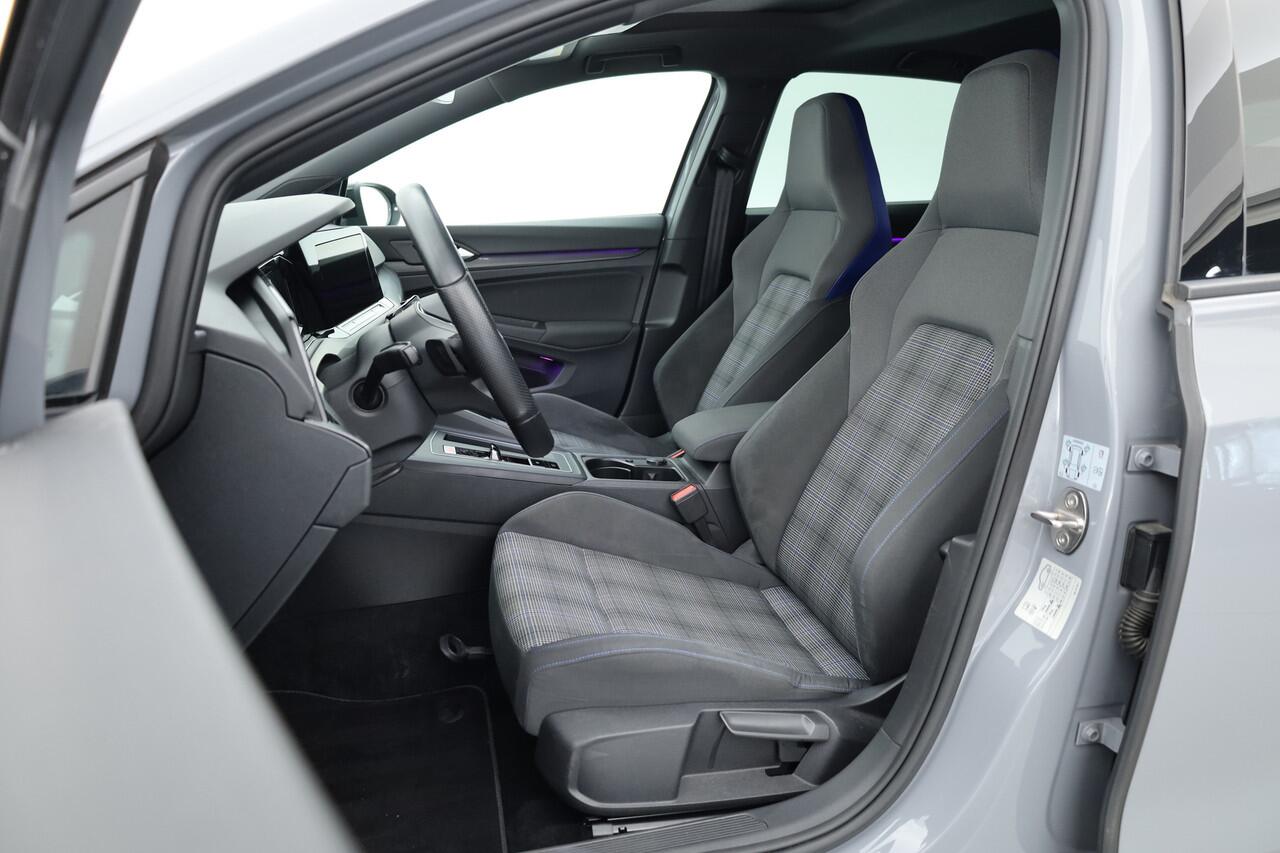 Volkswagen GOLF 1.4 eHybrid GTE | Pano | IQ. Light | Stoel- Stuurverw. | 19'' | PDC | Apple CarPlay | Navi |