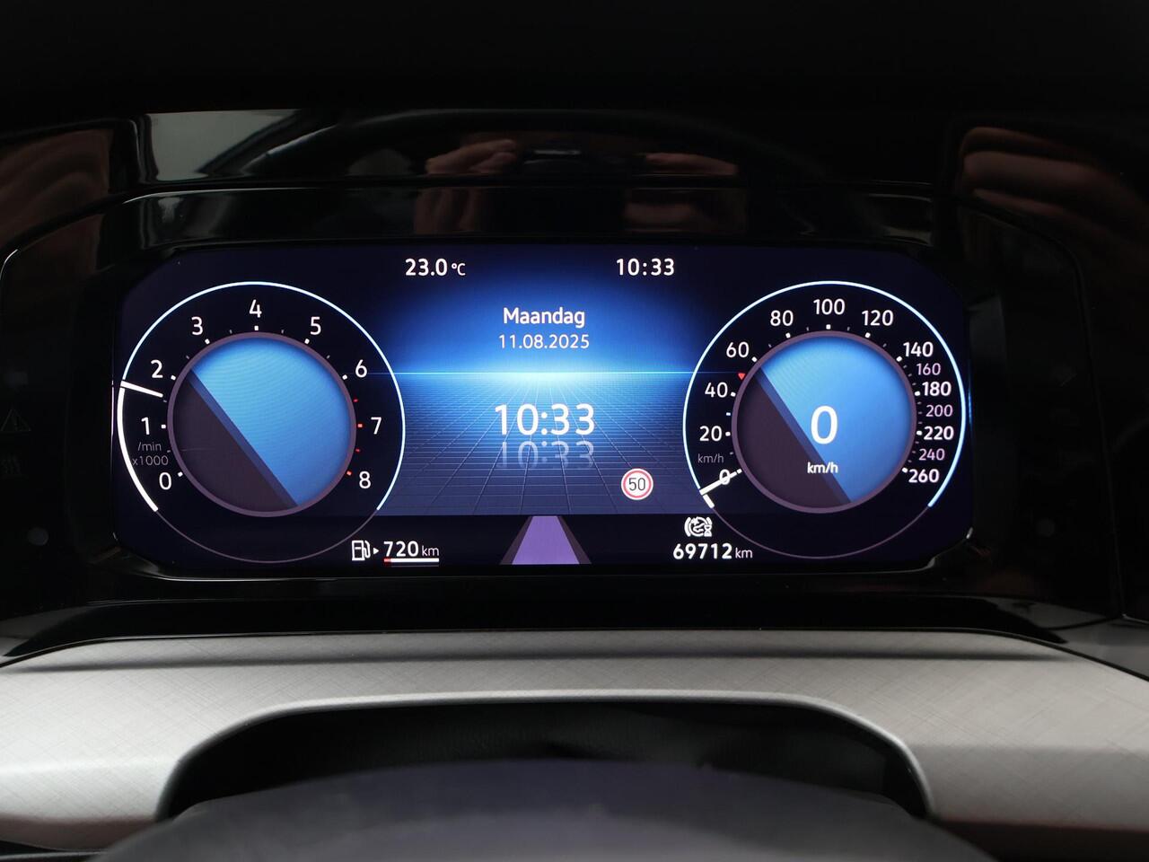 Volkswagen GOLF 1.0 TSI Life | 110 PK | Multifunctioneel stuurwiel | Cruisecontrol | Stoelverwarming | Achteruitrijcamera |