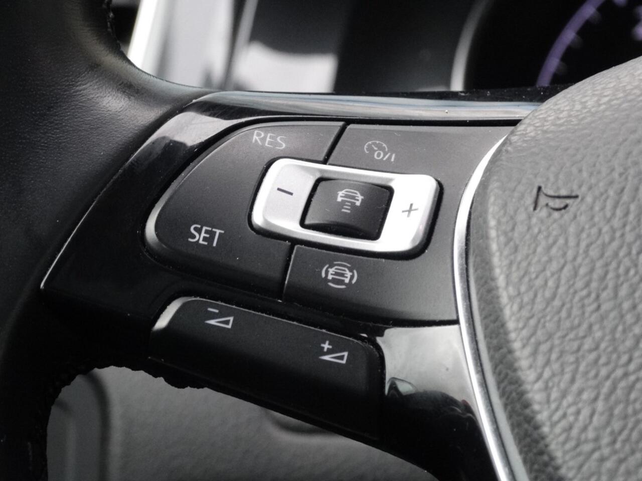 Volkswagen GOLF 1.6 TDI CL BNS