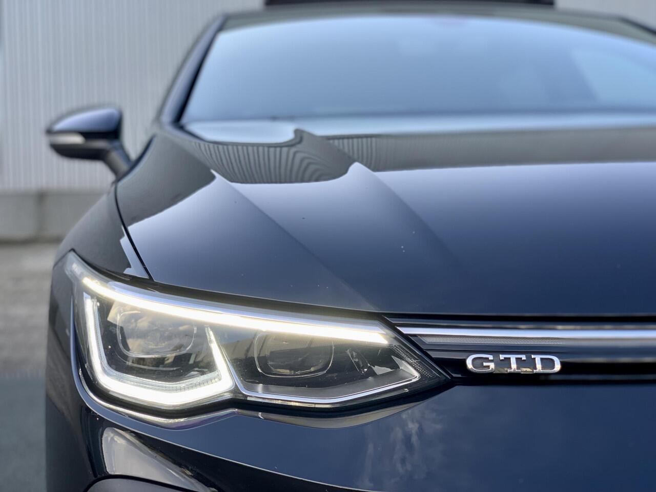 Volkswagen GOLF 2.0 TDI GTD PANO SFEER ACC LANE BLIND SP.