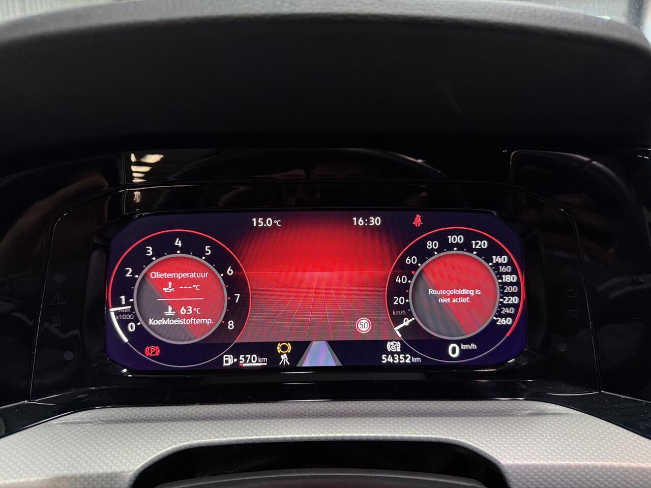 Volkswagen GOLF 1.5 TSI 150 pk Move // Led // CarPlay // Sfeer verlichting