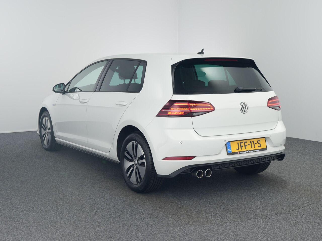 Volkswagen GOLF 1.4 eHybrid GTE | Dealer onderhouden | Standkachel | ACC | LED |
