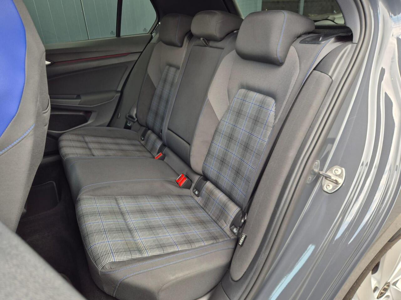 Volkswagen GOLF 1.4 eHybrid GTE 245pk | IQ | HUD | Camera | Klap spiegels