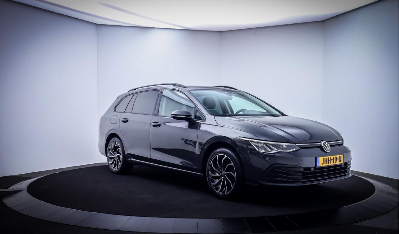 Volkswagen GOLF Variant 1.5TSI Dsg LIFE BUSINESS FULL LED | DIGIDASH | ACC | STUUR+STOELVERW | HEAD UP | CAMERA | ELEK TREKHAAK | DAB | CARPLAY | LMV