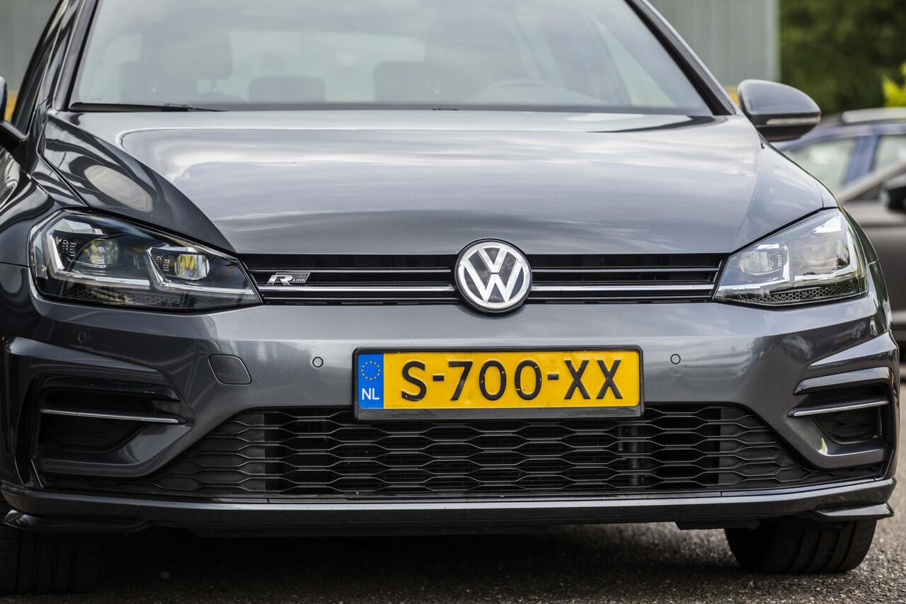 Volkswagen GOLF 1.5 TSI Highline Business R