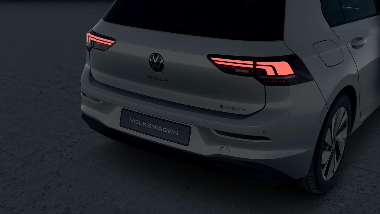 Volkswagen GOLF 1.5 eHybrid 204 6DSG eHybrid Life Edition Automaat