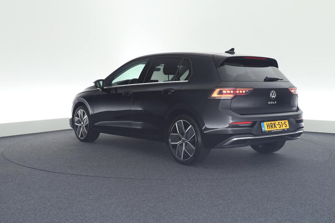 Volkswagen GOLF 8.5 1.5 eTSI 116pk DSG Style Camera Stoelverwarming Massage Keyless Navigatie