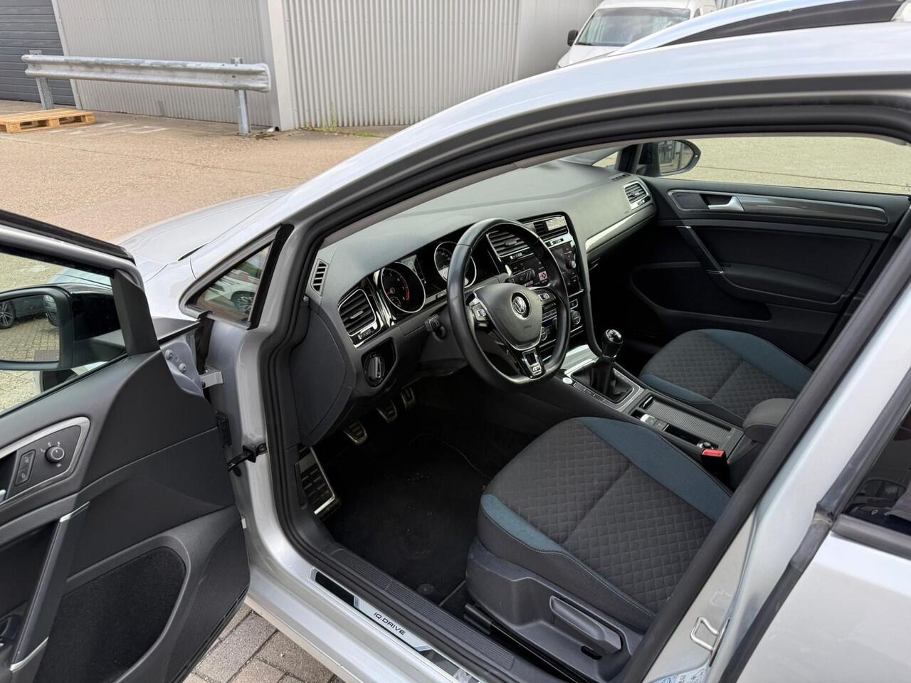 Volkswagen GOLF Variant 1.0 TSI BlueMotion Technology