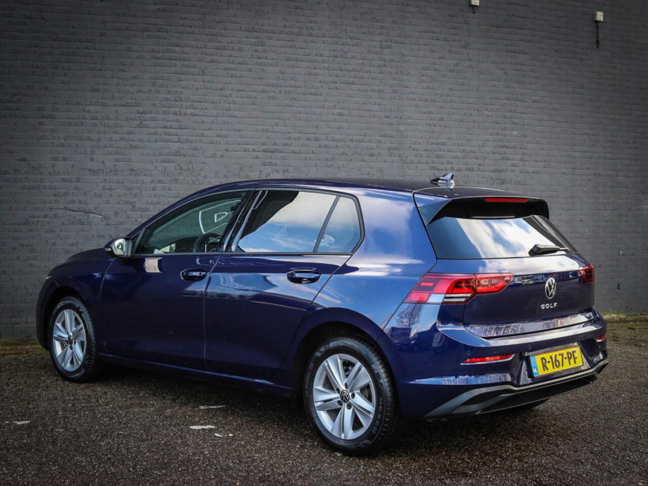 Volkswagen GOLF 1.5 eTSI Life Business Zeer zuinig