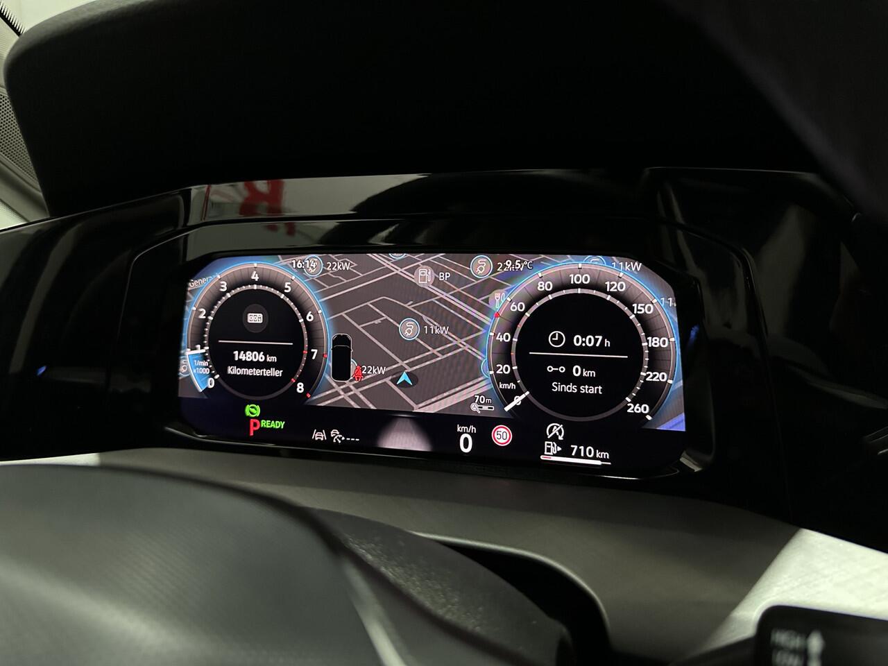 Volkswagen GOLF Variant 8.5 1.5 eTSI Life Business - Pano / Carplay / HUD