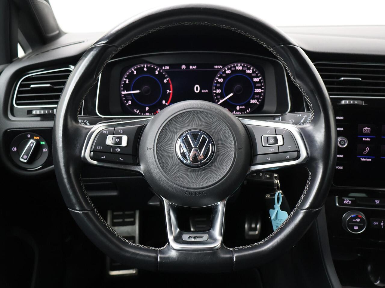 Volkswagen GOLF Variant 1.5 TSI Highline Business R | 150 PK | Automaat | Navigatiesysteem | Adaptive cruise control | R-line |