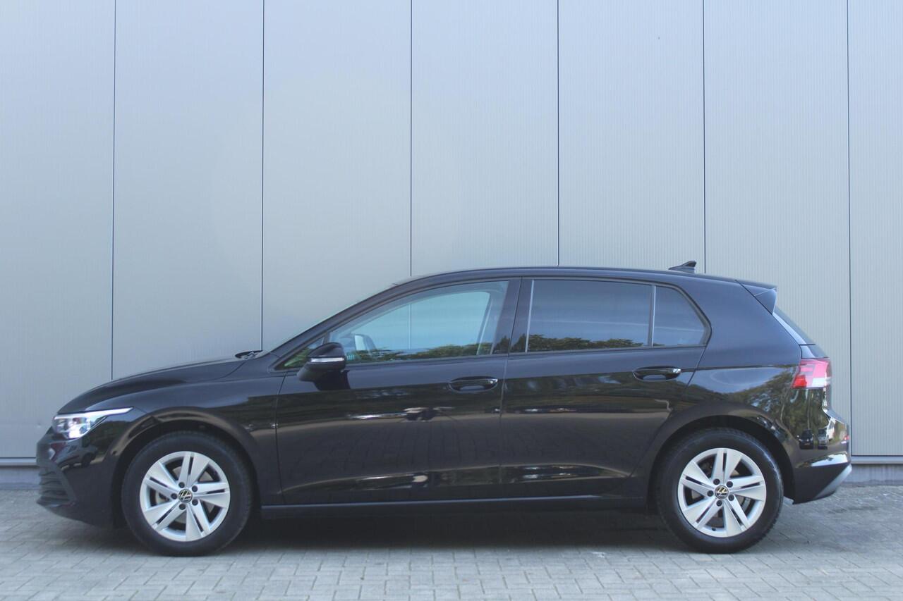 Volkswagen GOLF 1.0 eTSI 110pk DSG Automaat Life Business | Ergo massage stoel | Camera | LED Plus | Navigatie | Digital Cockpit | Draadloze telefoonlader