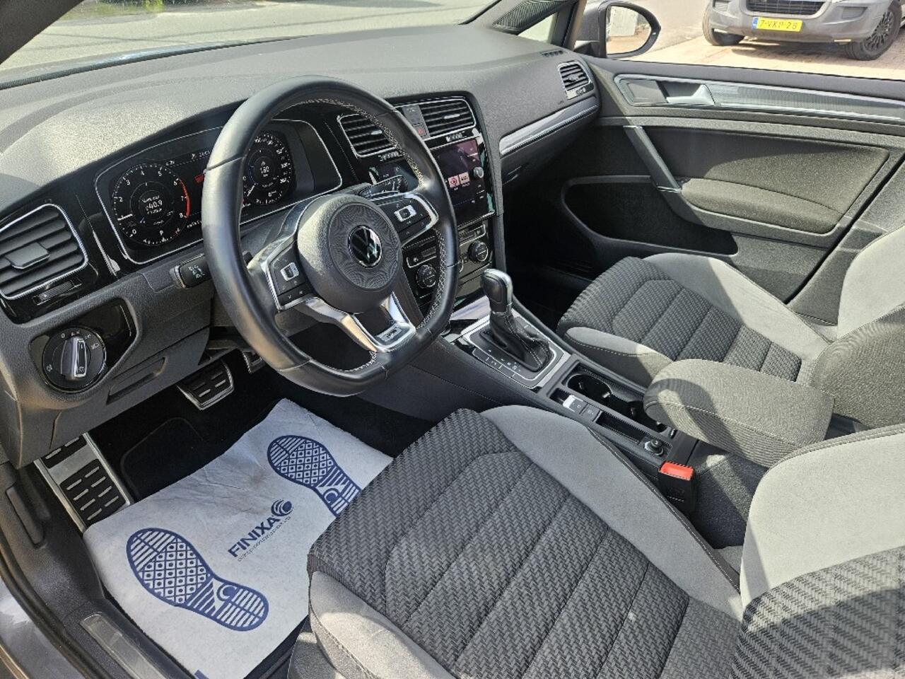 Volkswagen GOLF 1.5 TSI HL Bns R