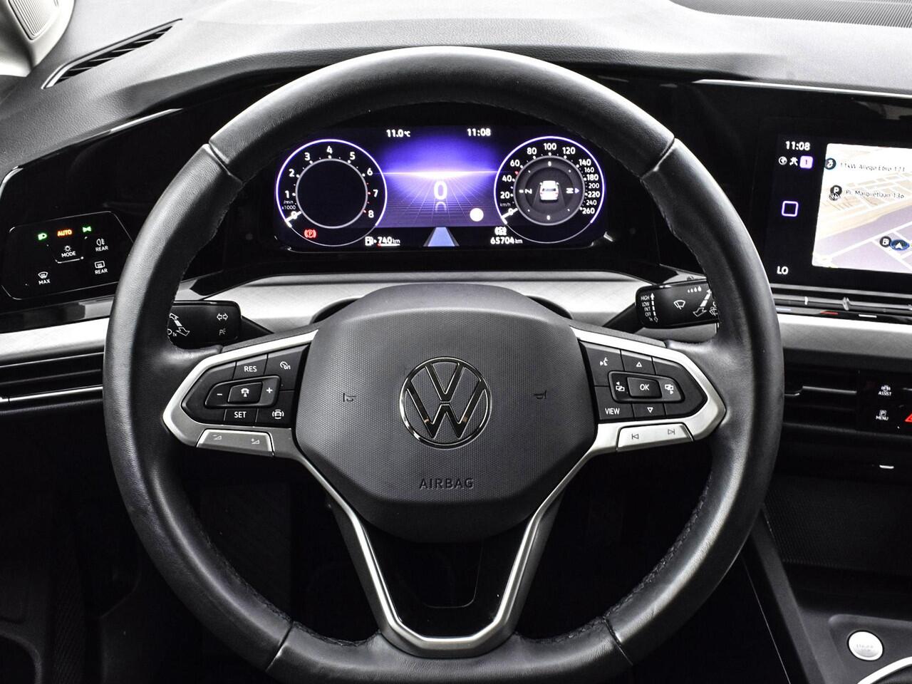 Volkswagen GOLF 1.0 TSI 110pk Life · Apple/Android Car Play · Navi · P-Sensoren · ACC · DAB · Getint Glas · Sfeerverlichting · 16'' Inch · Garantie t/m 30-08-2027 of 100.000km