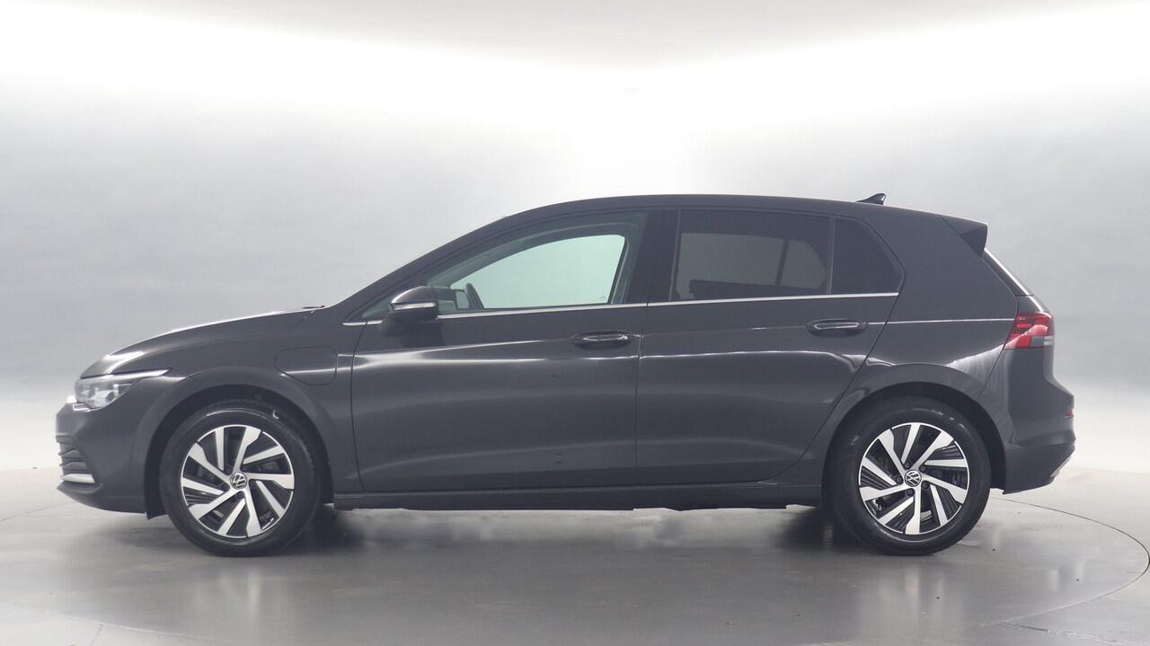 Volkswagen GOLF 1.4 TSI eHybrid 204pk PHEV Style / Memory / Travel Assist / Side Assist