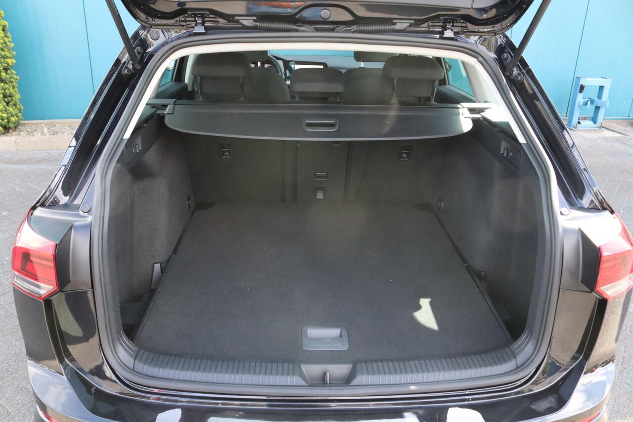 Volkswagen GOLF Variant 1.0 TSI Life ECC|ADAPT.CRUISE|NAV|CARPLAY|LED|PDC|LMV|DAB|SFEERVERL.