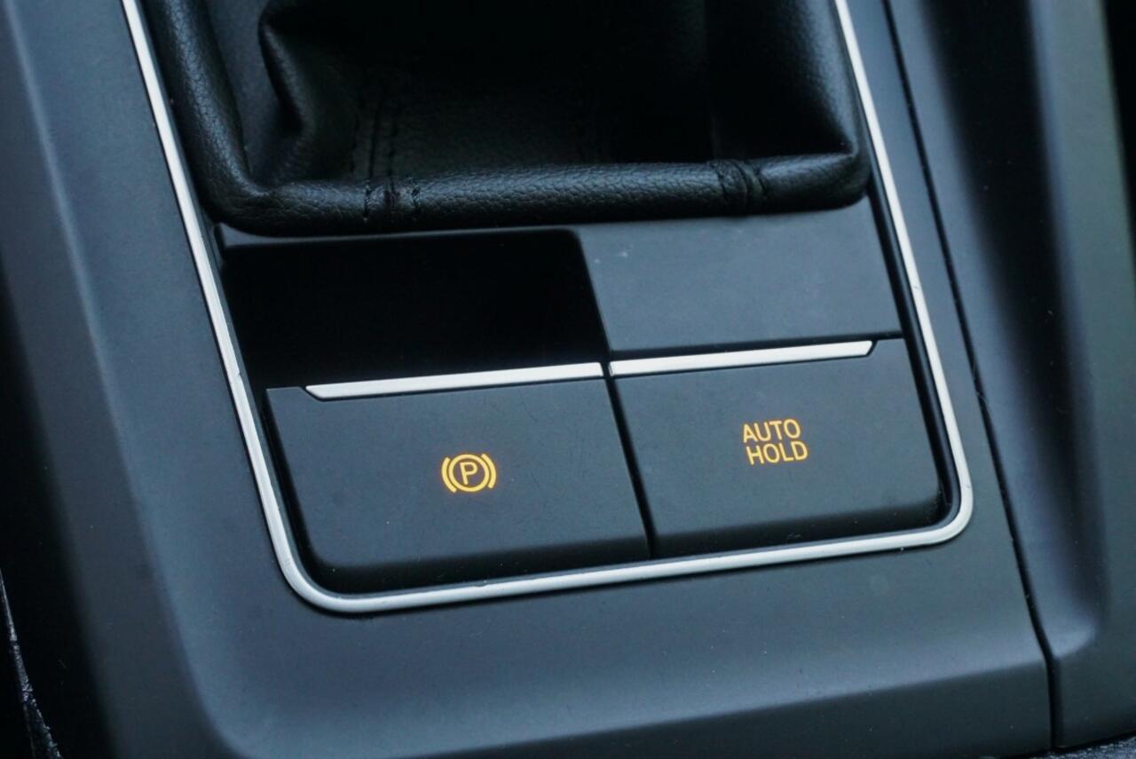 Volkswagen GOLF 1.0 TSI App-Connect