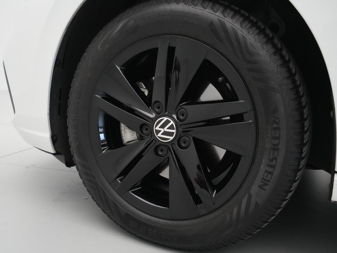 Volkswagen GOLF 1.0 TSI 110pk Life Business Navigatie Memory Stoelverwarming Acc 312