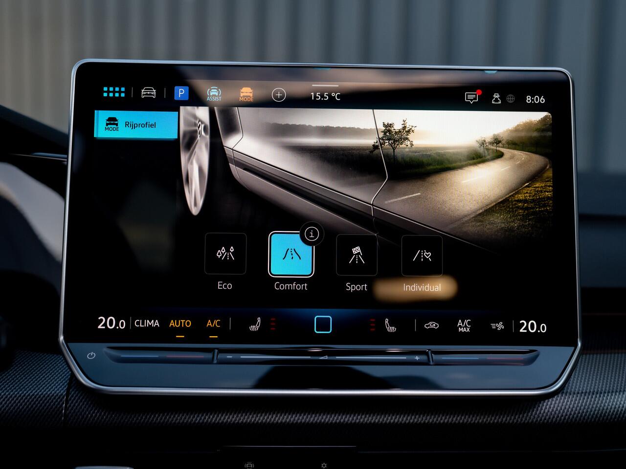 Volkswagen GOLF Variant 1.5 eTSI R-Line Edition | Pano | Trekhaak wegkl. | IQ Light | Head Up | Elk. A-klep | Prijs Rijklaar!!