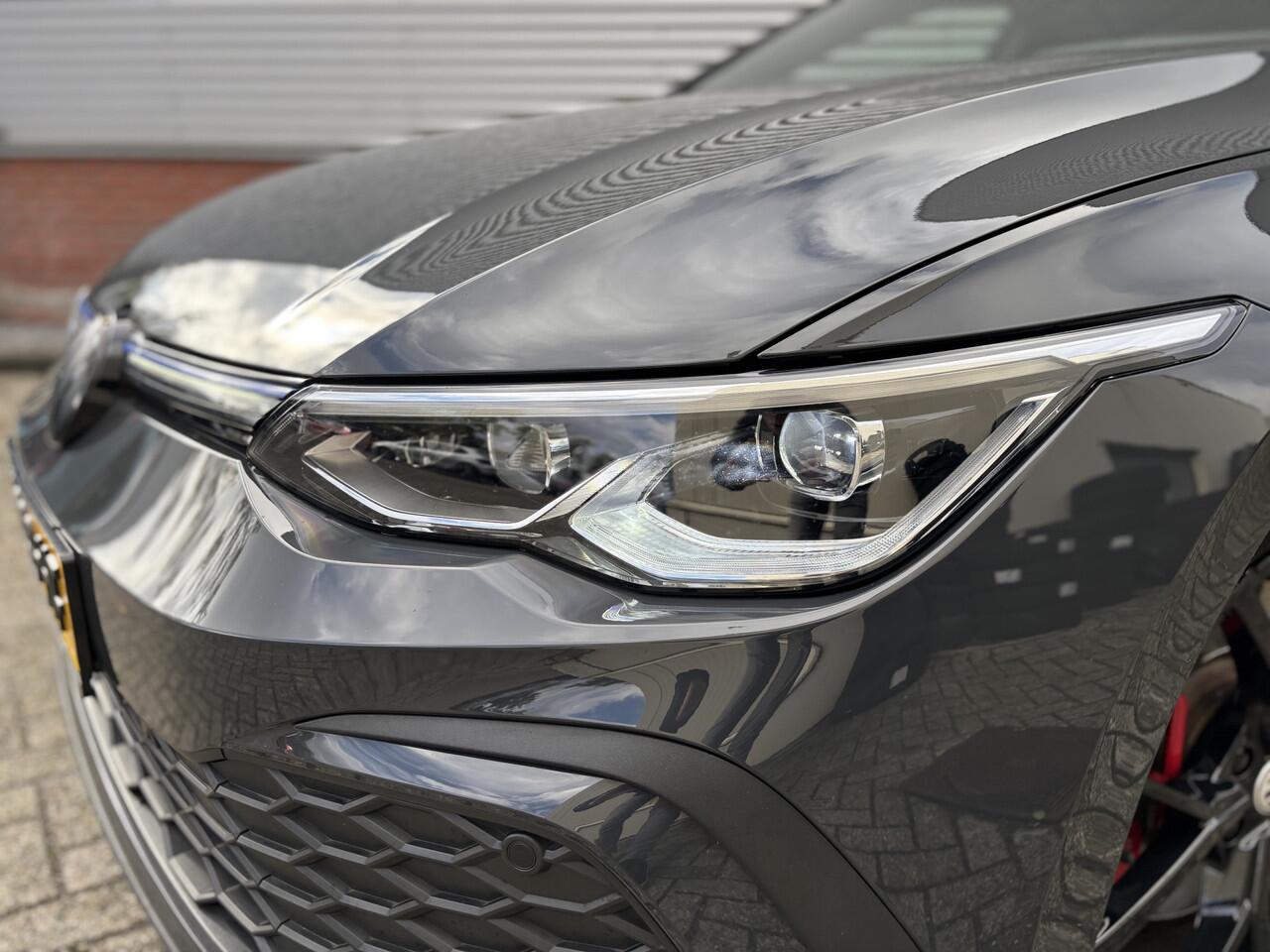 Volkswagen GOLF 1.4 eHybrid GTE December Actie van ¤26450 voor ¤25950 | 19'' Velgen | Stuur/Stoel verw | IQ.LIGHT |