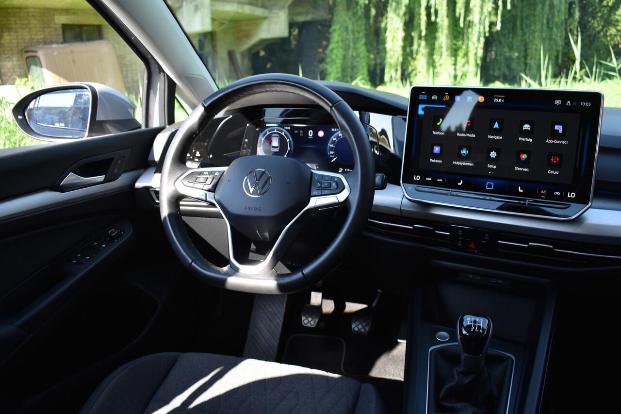 Volkswagen GOLF Variant NEW 1.5 TSI LIFE VIRTUAL/PDC/CARPLAY /STUURVERW /FABRIEKS GARANTIE