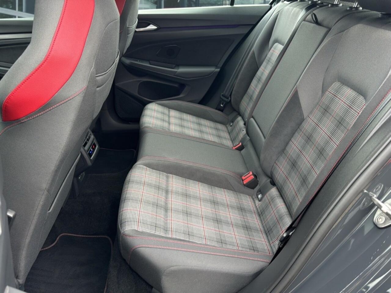 Volkswagen GOLF 2.0 TSI GTI NAVI/CARPLAY/ACC/HenK/PDC/STOEL-STUURVERW