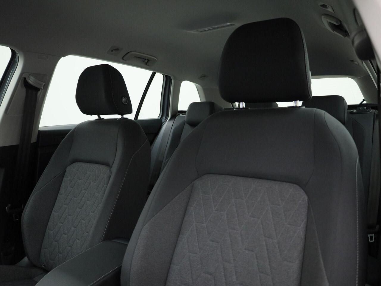 Volkswagen GOLF Variant 1.5TSI/116PK Life Edition · NIEUW MODEL · Navigatie · 360° Camera + Parkeersensoren · Stoel- & stuurverwarming · Garantie tot januari 2027 of 100000km