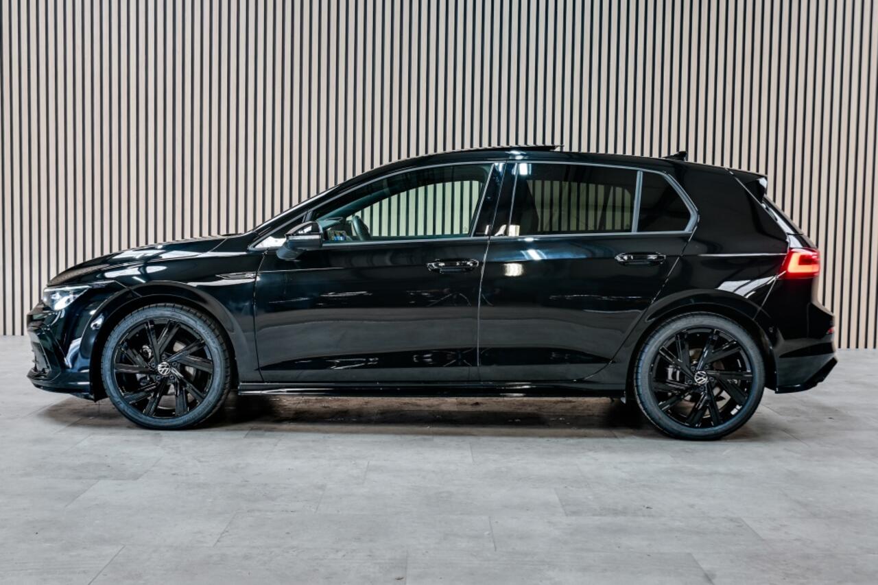 Volkswagen GOLF 1.5 eTSI R-Line ACC|HarmanKardon|Matrix|Pano