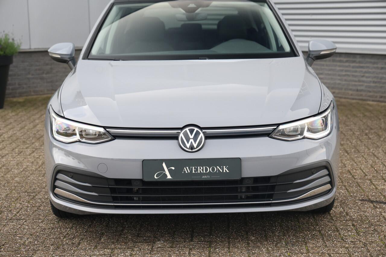 Volkswagen GOLF 1.5 TSI Style NAP|Pano|Camera|Keyless|Sfeerv|Led