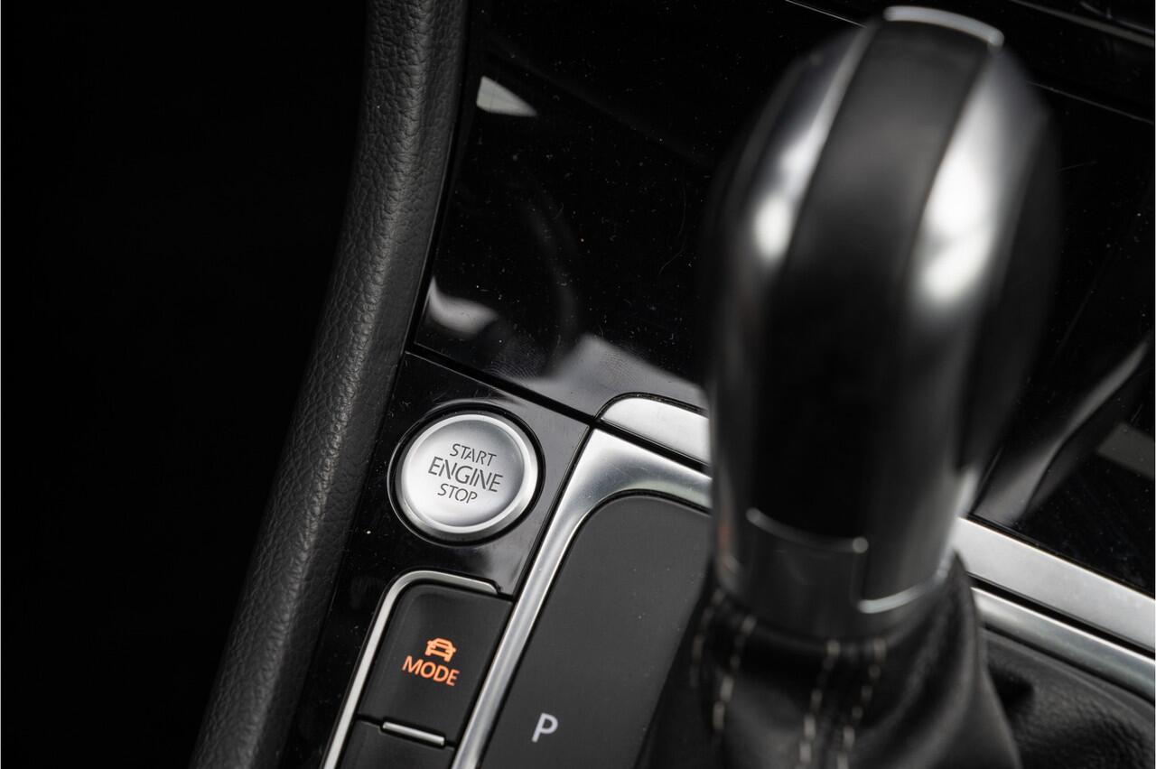 Volkswagen GOLF 2.0 TDI GTD | Virtual | Sport & Sound | Camera | Lane & Side Assis | Front Assis | ACC | D