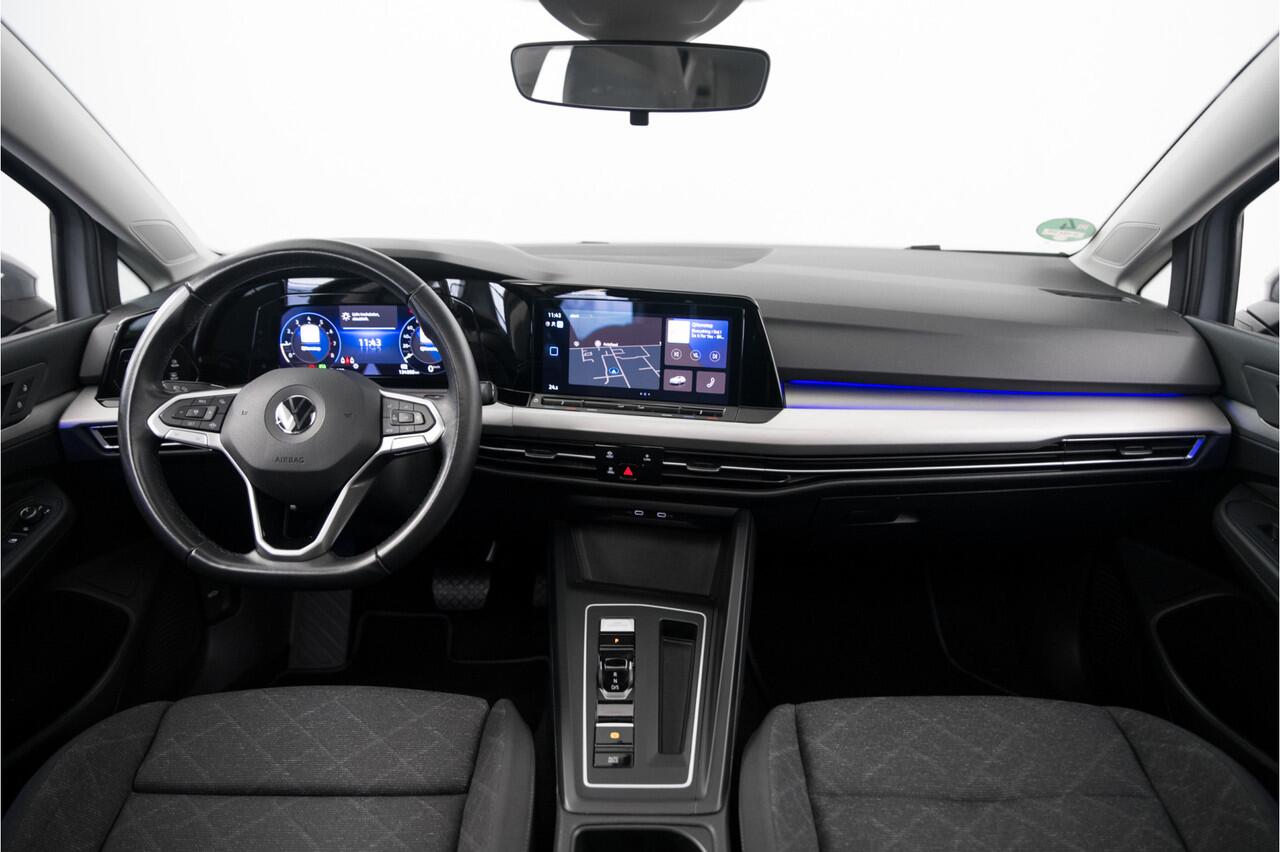 Volkswagen GOLF Variant 1.0 eTSI Qdrive Panoramadak 18inch