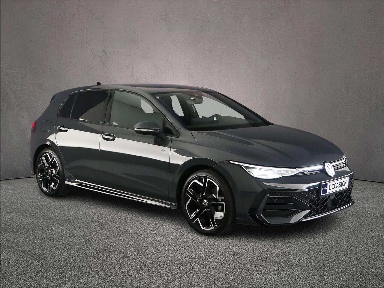 Volkswagen GOLF R-Line Edition 1.5 eTSI 150pk DSG Automaat Achteruitrijcamera, Adaptive cruise control, Navigatie, LED koplampen, Stuurwiel verwarmd, Parkeersensoren, Stoelverwarming