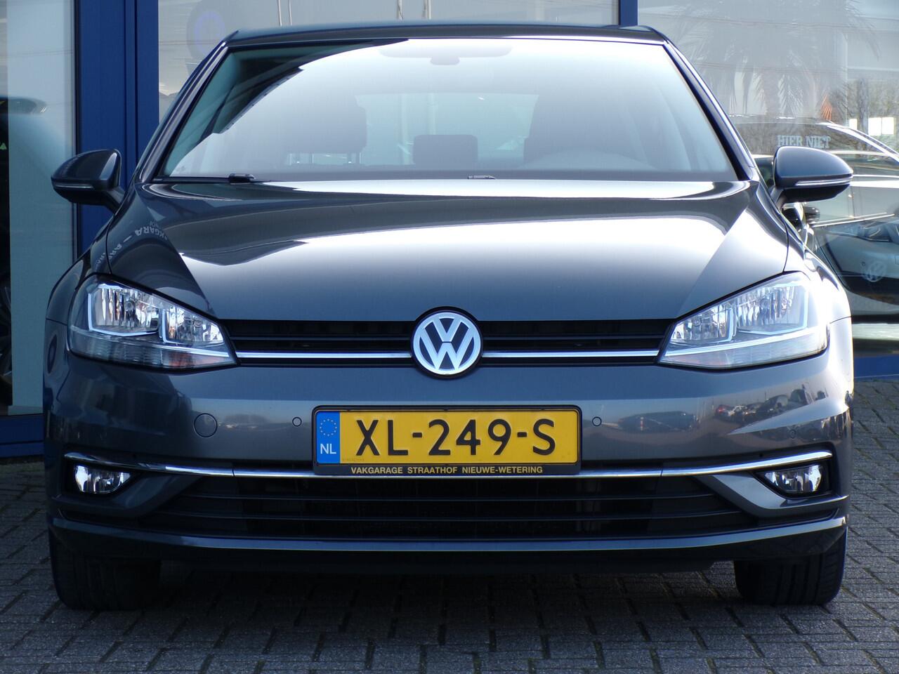 Volkswagen GOLF 1.0 TSI Comfortline Business, Carplay + Android Auto / ErgoActive / Camera + Sensoren / Adaptive Cruise