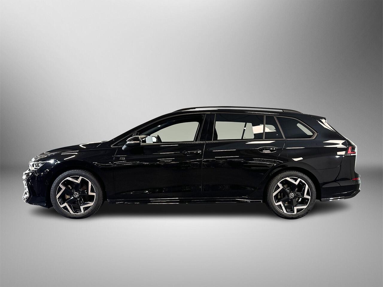 Volkswagen GOLF Variant 1.5 150pk eTSI R-Line Edition Achteruitrijcamera | Parkeersensoren | Adaptive cruise control