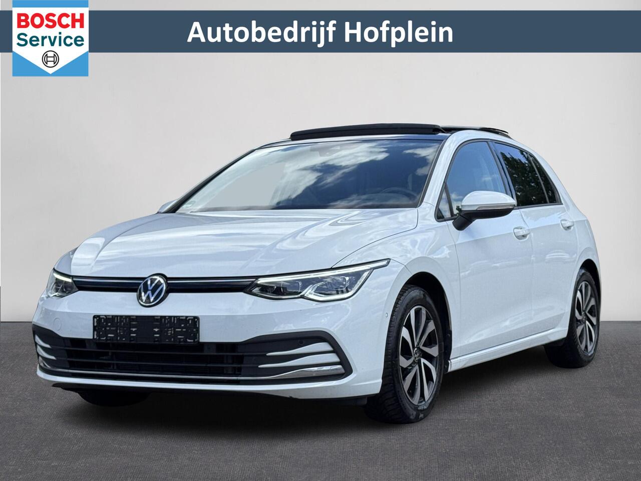 Volkswagen GOLF 2.0 TDI Active Automaat | ¤ 1.000 INRUILPREMIE | Trekhaak elektrisch | Pano | IQ Light | Digitaal Dashboard | HUD | Clima | 16"LMV | Camera ( Vestiging - Vianen )