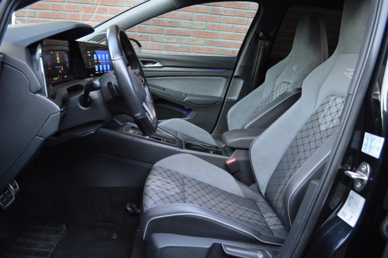 Volkswagen GOLF 1.5 eTSI R-Line DSG Led Panorama Virtual Sfeer Camera Harman/Kardon Pdc