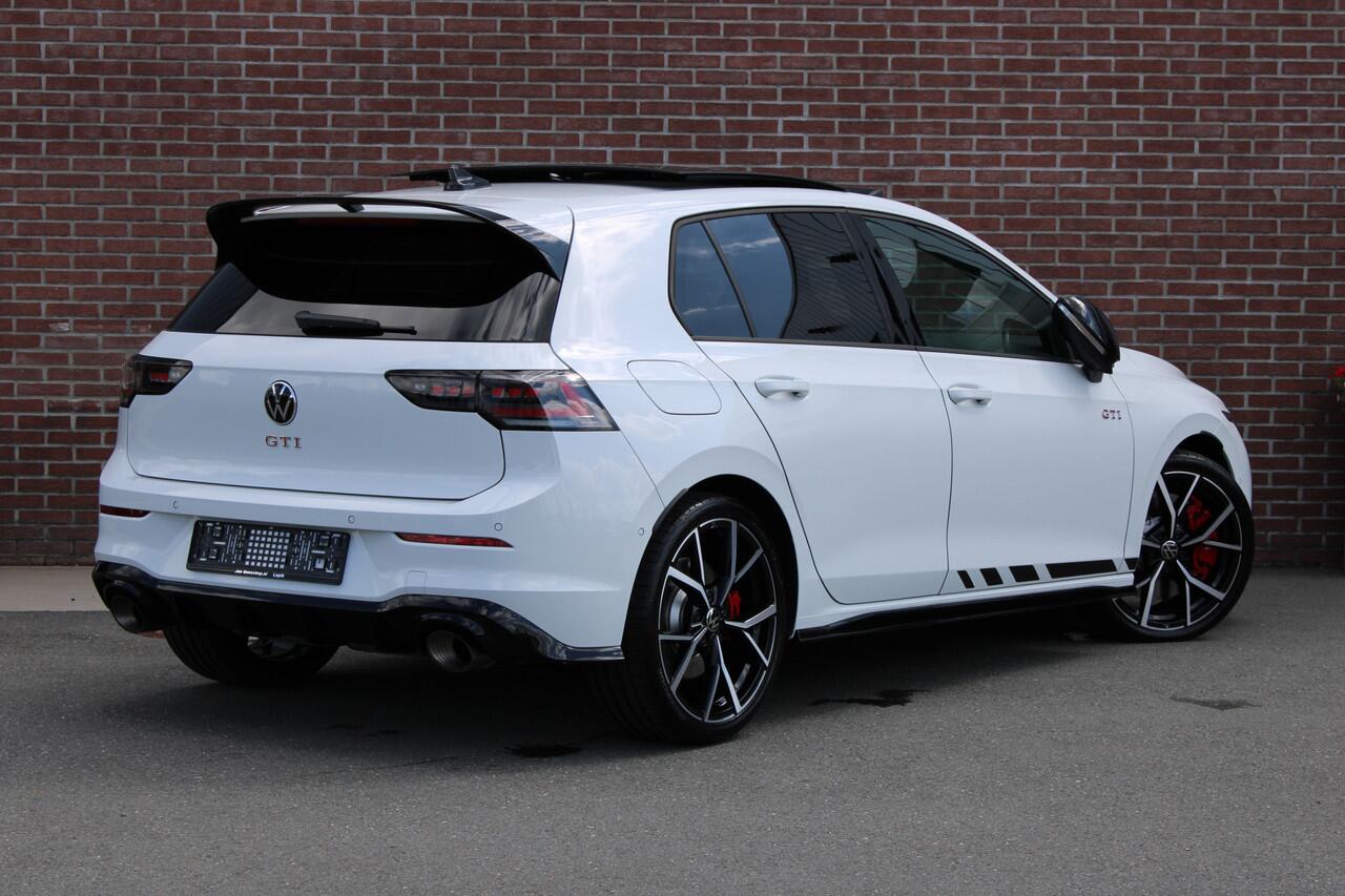 Volkswagen GOLF 2.0 TSI 300PK GTI CLUBSPORT |AKRAPOVIC|PANO-DAK|DCC-PRO|IQ-MATRIX|