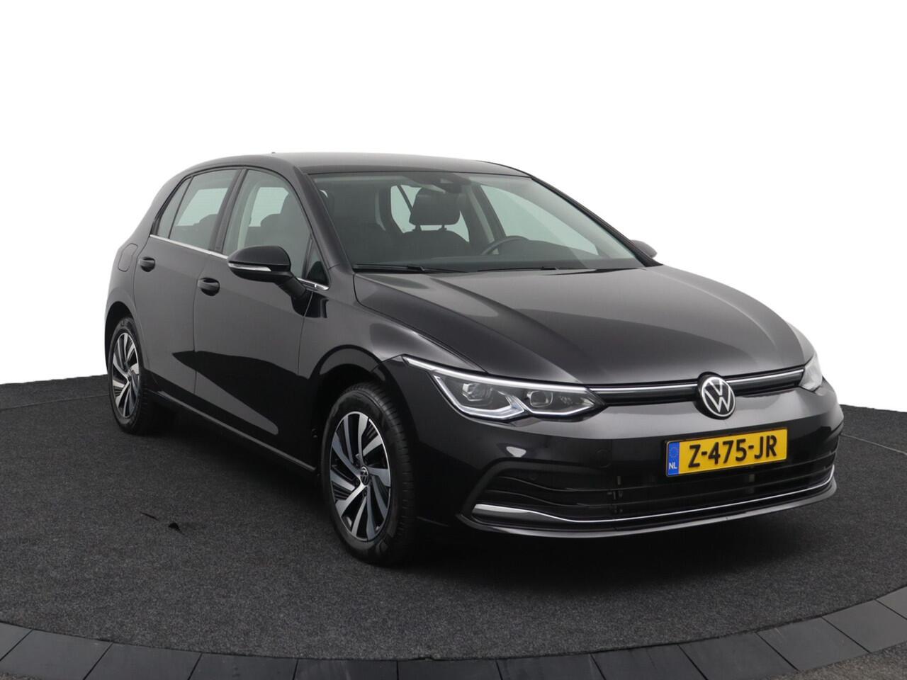 Volkswagen GOLF 1.4 eHybrid Style - Adaptive Cruise - Stoel/Stuurverwarming - DAB - Navigatie - Apple Carplay/Android Auto - Trekhaak Virena Zekerheidspakket ¤895,-