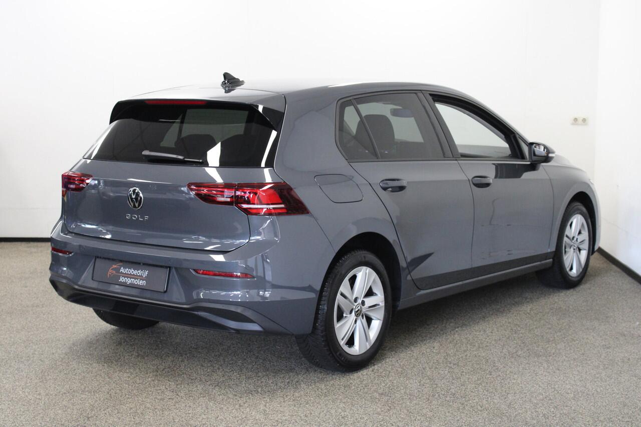 Volkswagen GOLF 1.5 TSI Life Edition