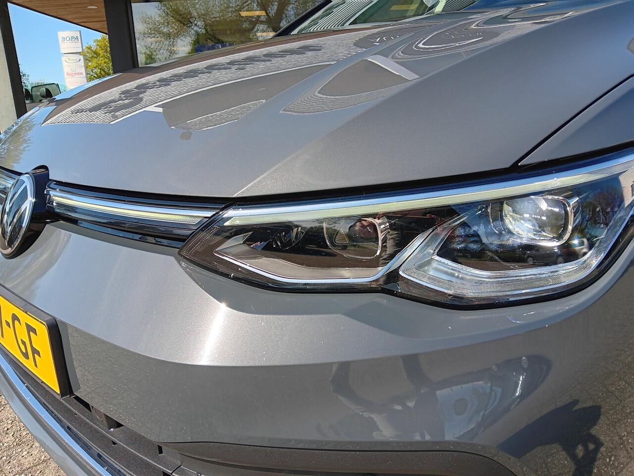 Volkswagen GOLF 1.5 TSI Style|PANO|ADAPT CR|LED|STOELMASSAGE|Carplay! Zeer mooi