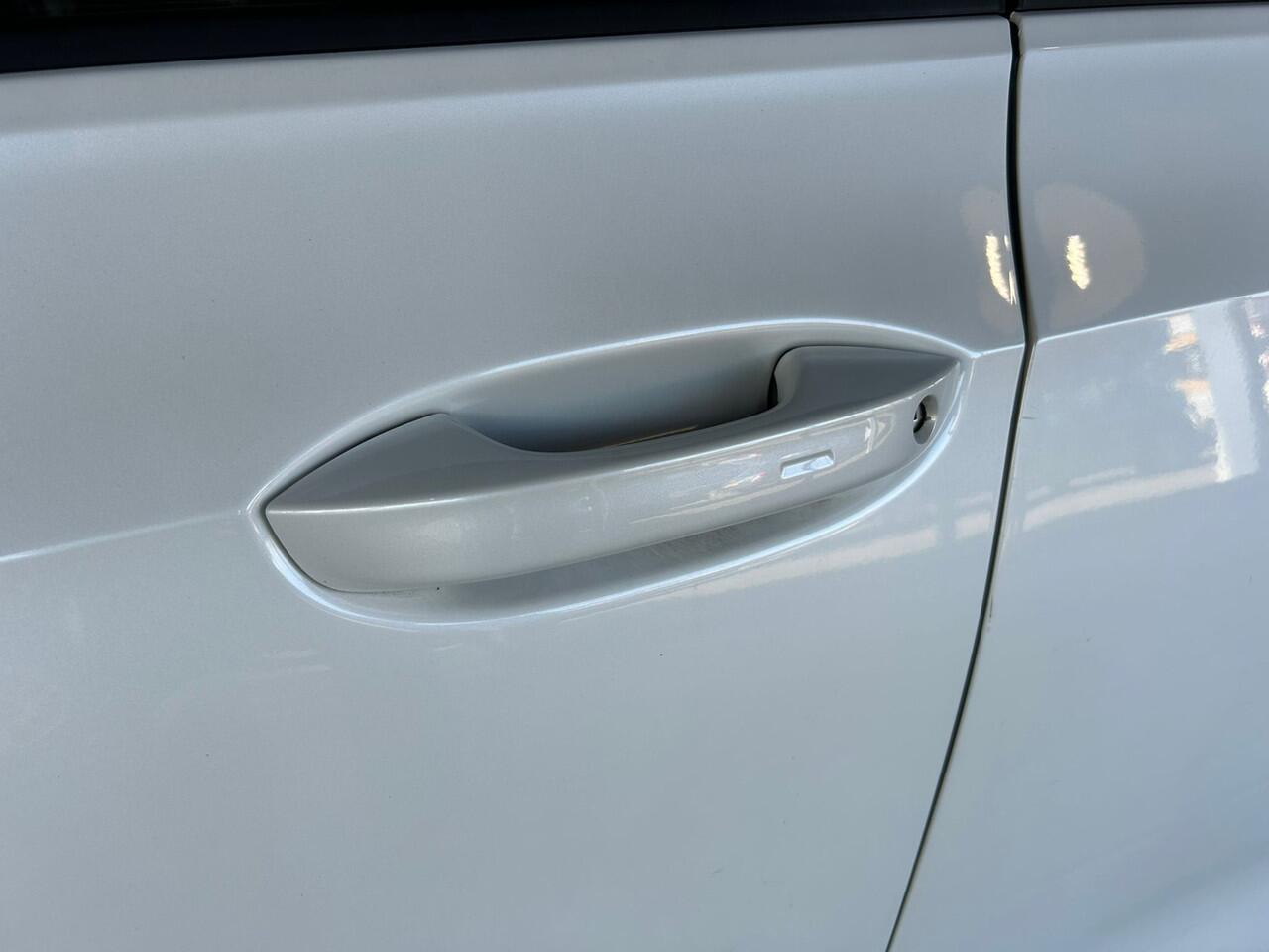 Volkswagen GOLF 2.0 TSI GTI DSG Panodak / IQ / DCC / Harman Kardon /Stoel-/stuurverwarming Keyless entry / Spiegelpakket