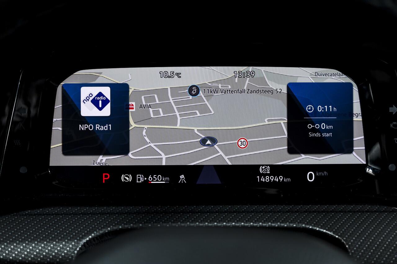 Volkswagen GOLF Variant 1.5 eTSI 150 PK R-Line - Automaat | S/K- Panodak | Dig. Cockpit | Adapt. Cruise | PDC | Camera | NAV + App. Connect | ECC | Afn. Trekhaak | LM 18" |