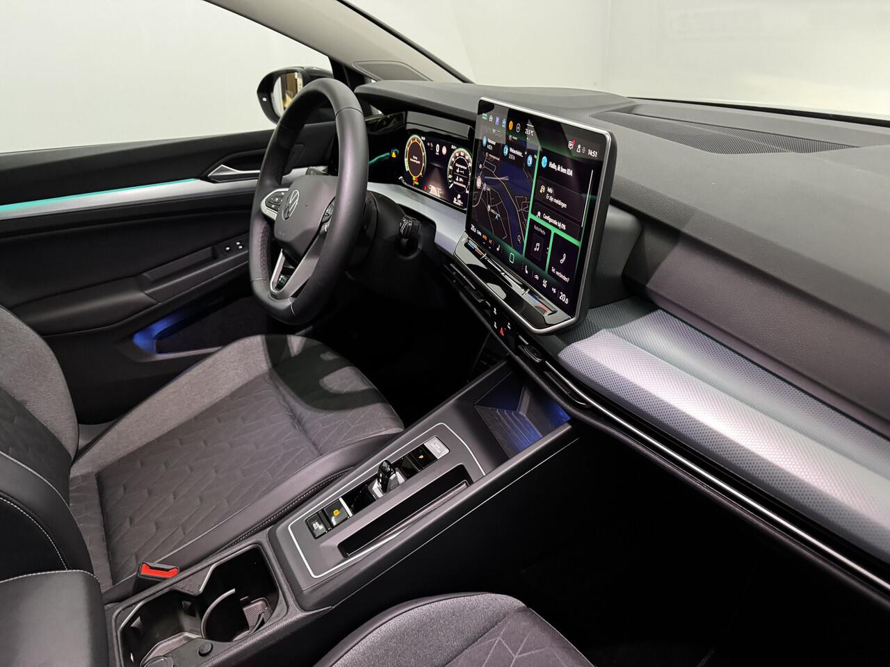 Volkswagen GOLF 1.5 e tsi Hybrid GOAL Edition Half leder, Navi, Winterpakket, Virtual desk, Sfeerverlichting, Keyless start, Cruise control, Parkeersensoren